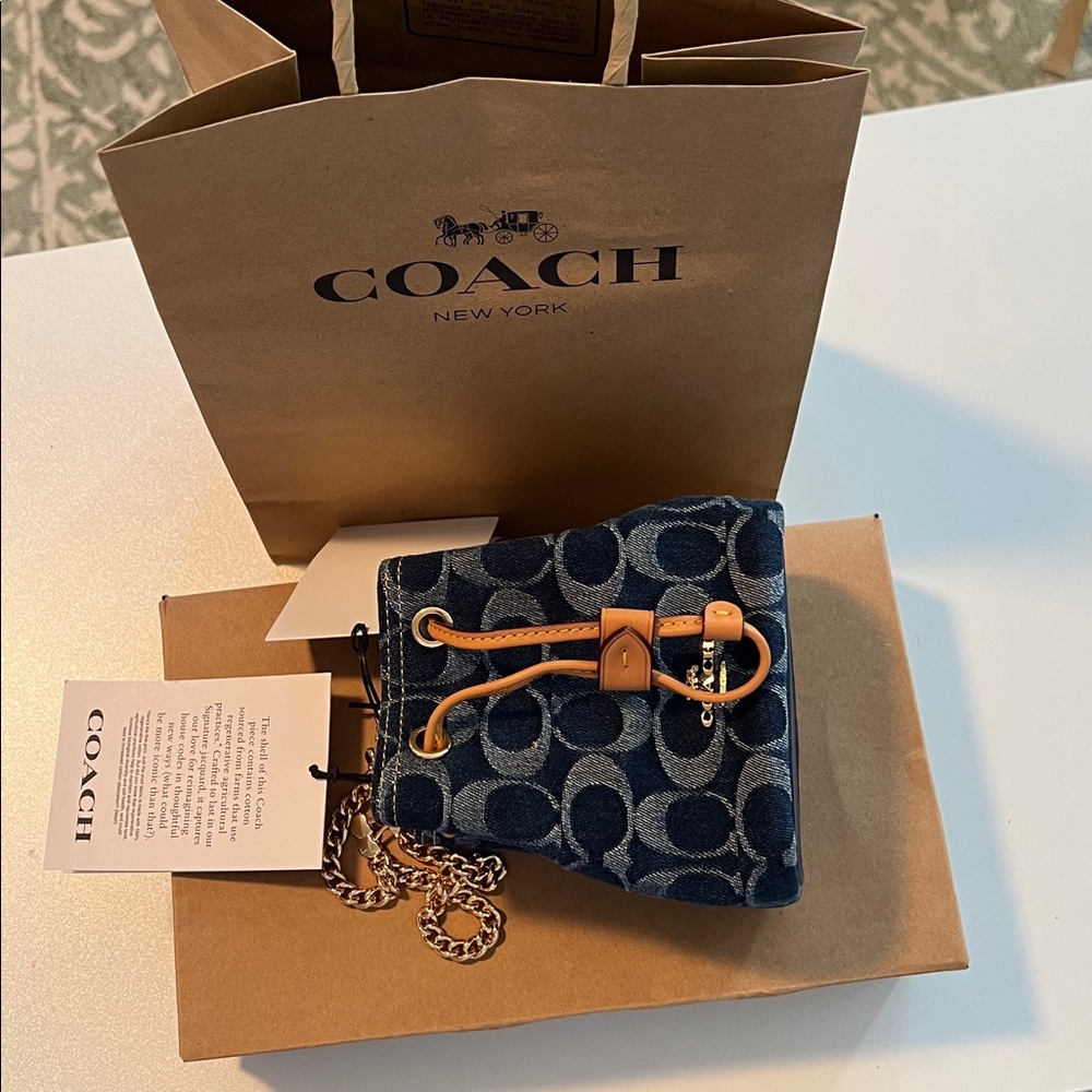 Miniature Micro Coach Navy and Gold Bucket Bag with Chain Strap - Picture 3 of 16